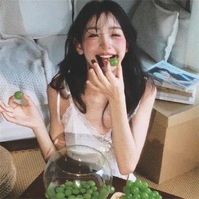 这个男人有点色